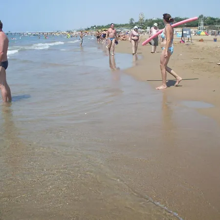 Oyster Boutique Kwatera prywatna Side