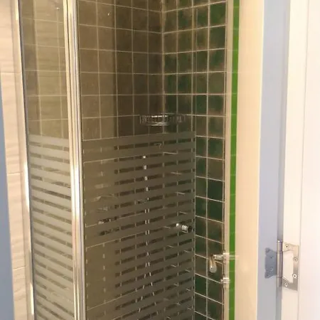 Oyster Boutique Side