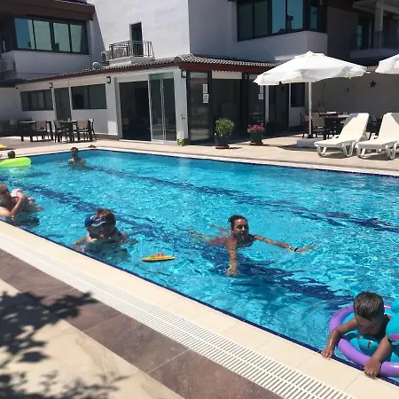 Oyster Boutique Kwatera prywatna Side