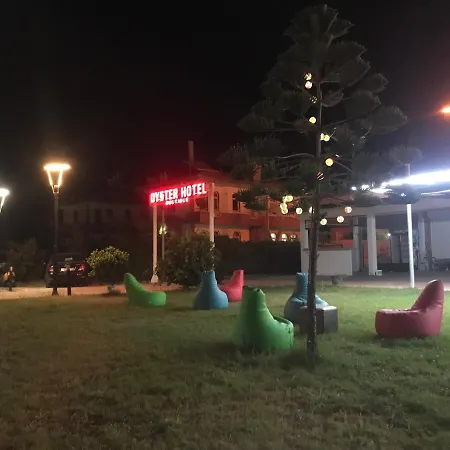 Oyster Boutique Kwatera prywatna Side